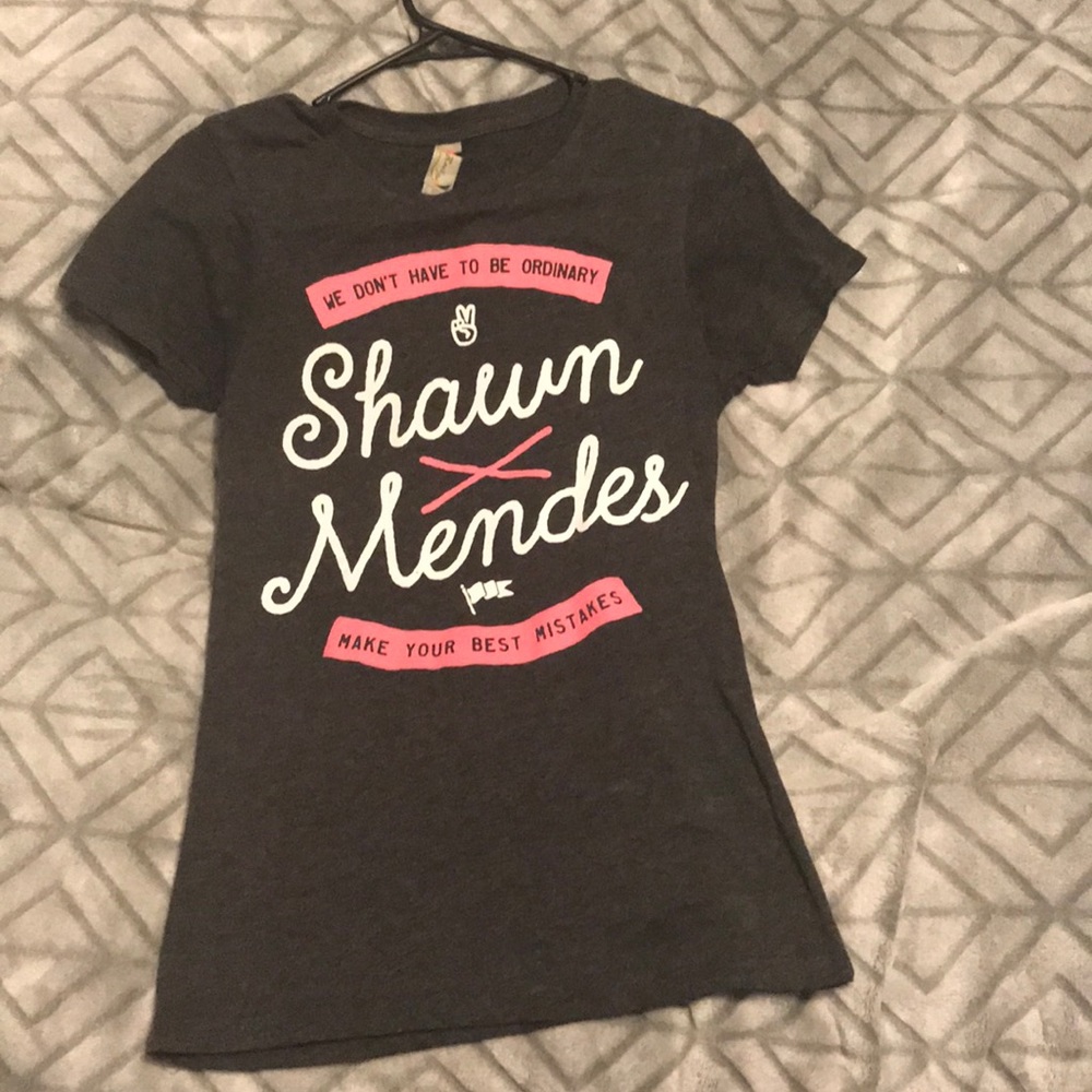 Shawn Mendes t shirt